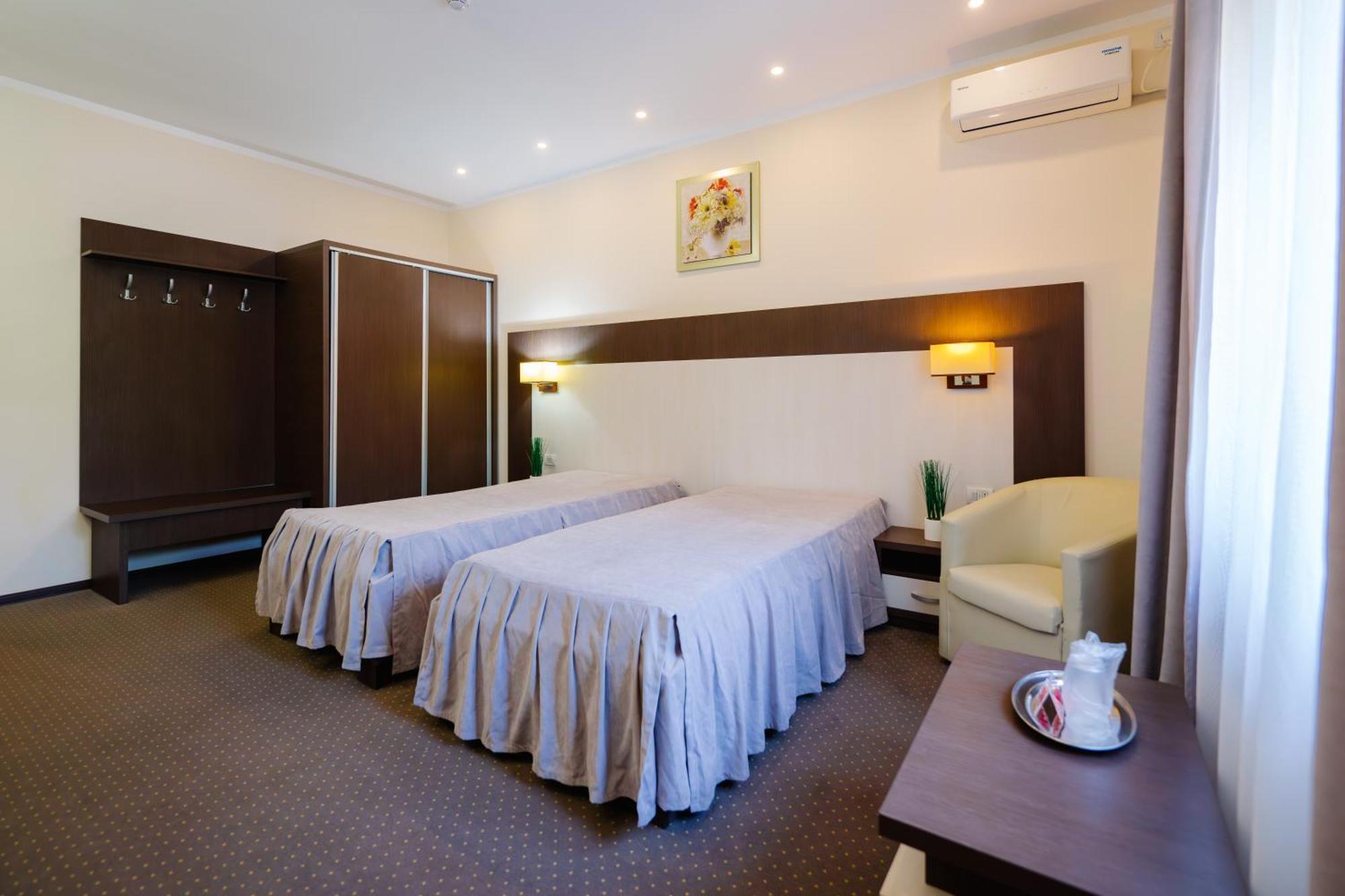 Hotel Evergreen 아마라 외부 사진